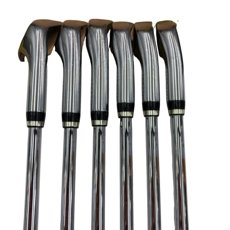 �s���������������@�u�f�R�@�U�r�i���{���F�U�{�Z�b�g�j