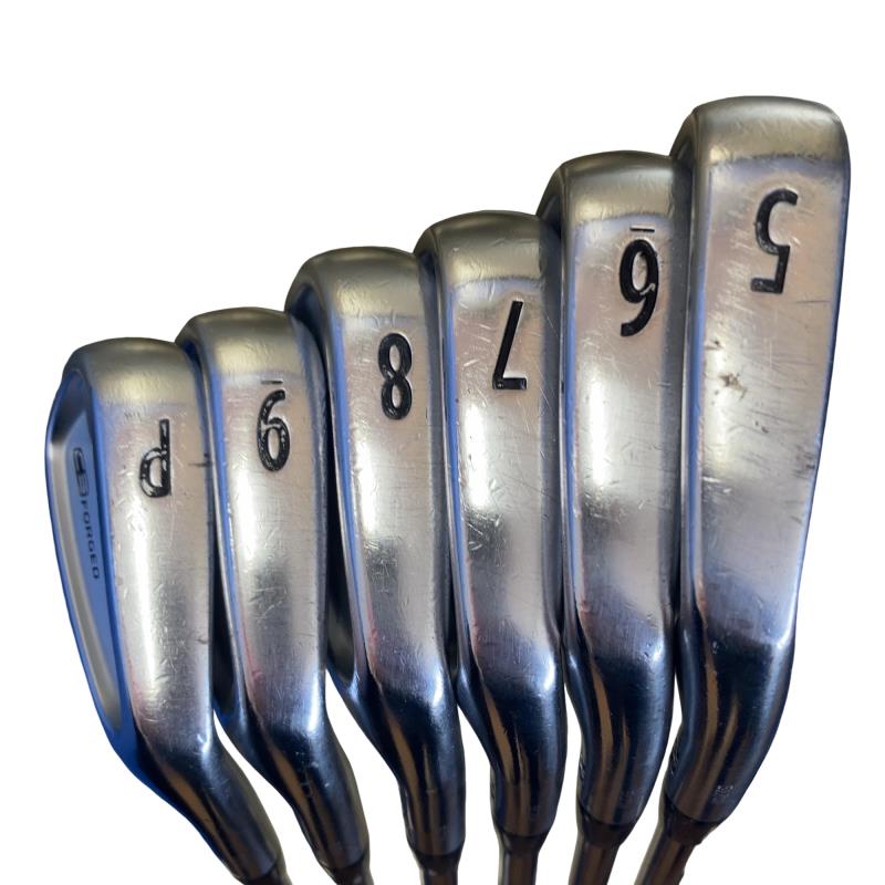 �s���������������@�b�a�@�V�P�Q�@�U�r�i���{���F�U�{�Z�b�g�j