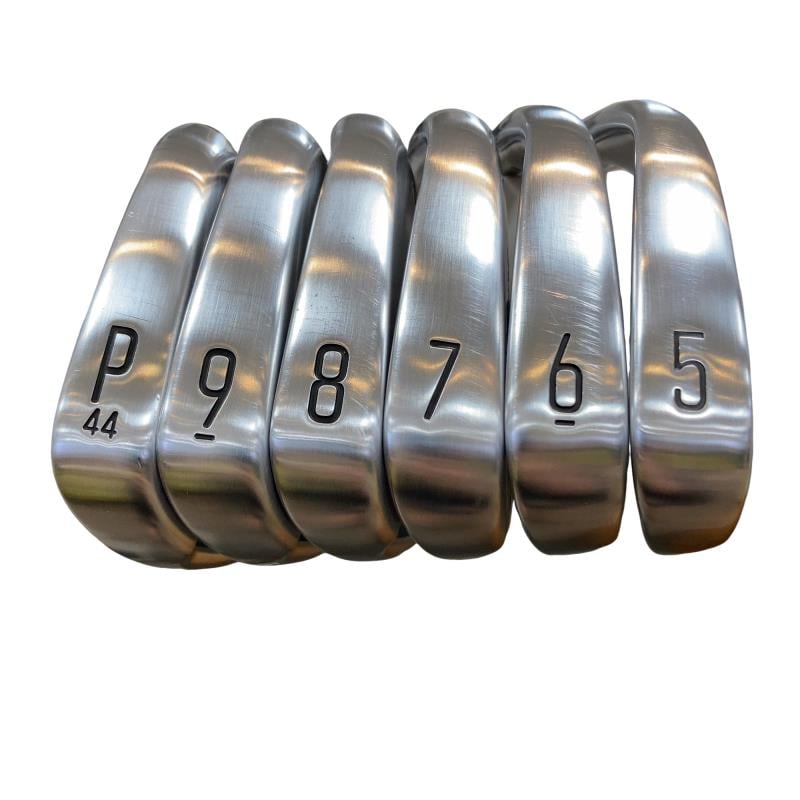 �s���������������@�s�P�T�O�i�Q�O�Q�R�j�@�U�r�i���{���F�U�{�Z�b�g�j