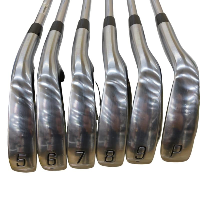 �a�q�h�c�f�d�r�s�n�m�d�@�Q�S�Q�b�a�{�@�U�r�i���{���F�U�{�Z�b�g�j