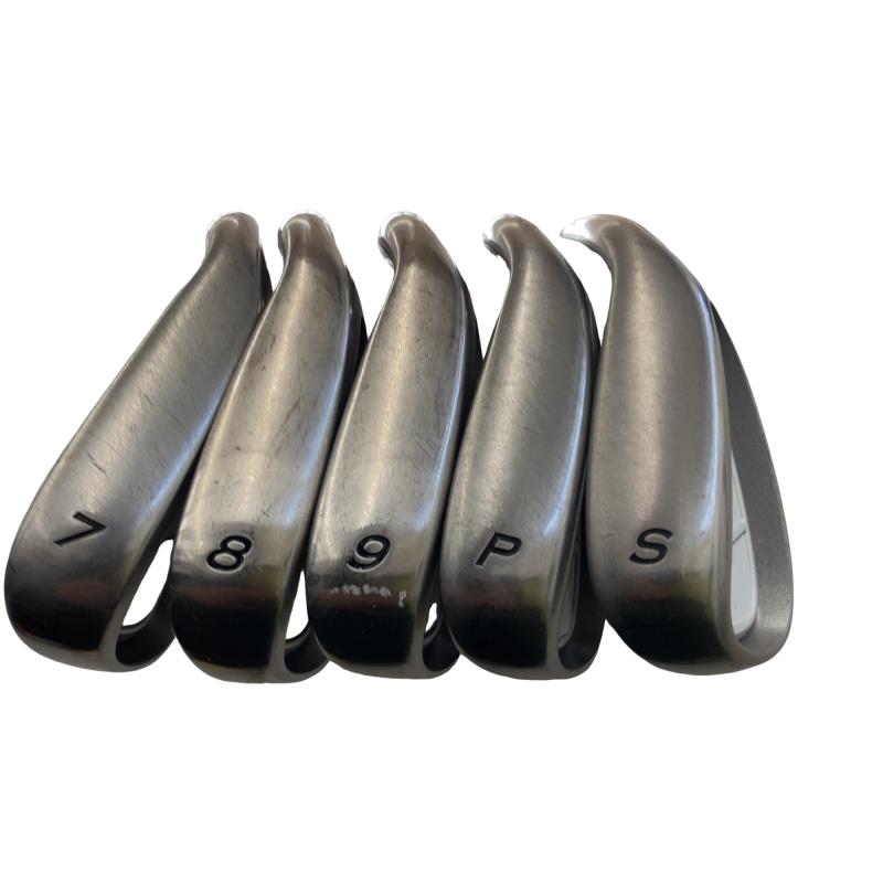 ���T�@�w�k�@�o�k�t�r�@�T�r�@���f�B�[�X�i���{���F�T�{�Z�b�g�j