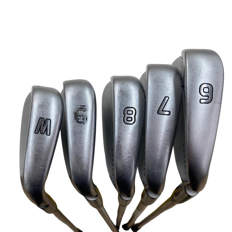 ���T�O�O�@�T�r�i���{���F�T�{�Z�b�g�j