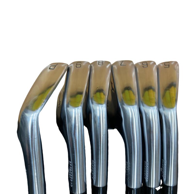 �l�����������@�o�����@�Q�Q�T�@�U�r�i���{���F�U�{�Z�b�g�j