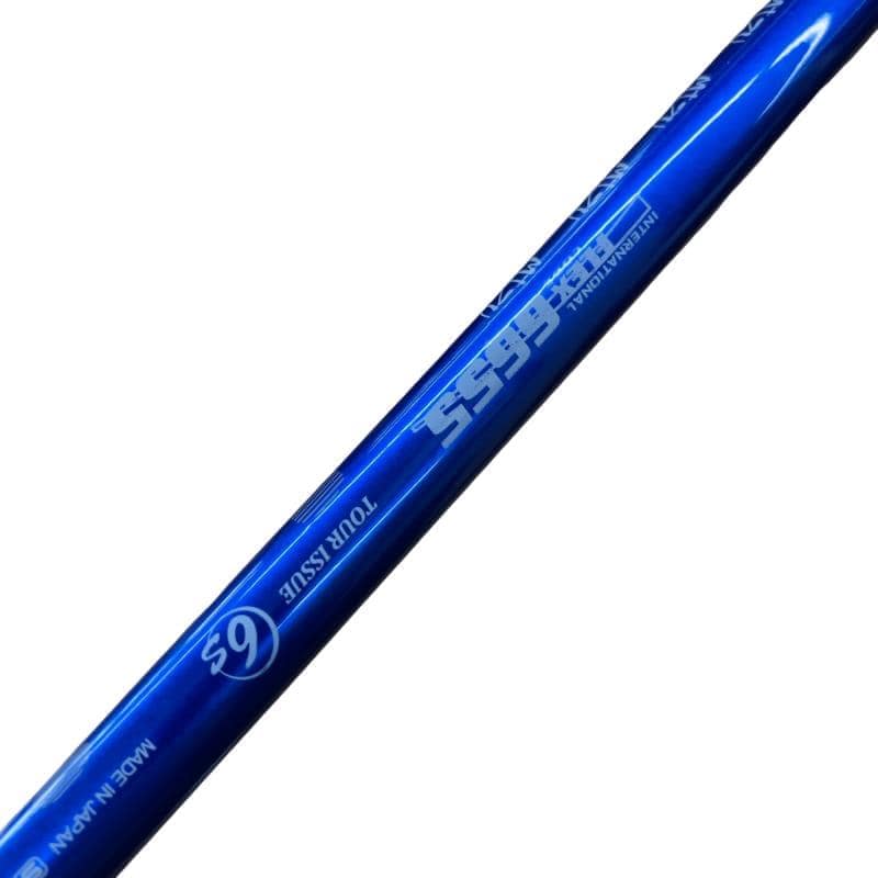 �r�q�h�w�n�m�@�y�@�e�W�T�@�T�v