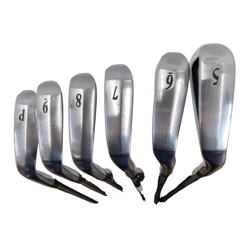 �r�q�h�w�n�m�@�y�T�S�T�@�@�U�r�i���{���F�U�{�Z�b�g�j