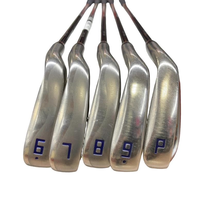 �n�m�n�e�e�i�Q�O�Q�O�j�@�`�j�`�@�T�r�i���{���F�T�{�Z�b�g�j