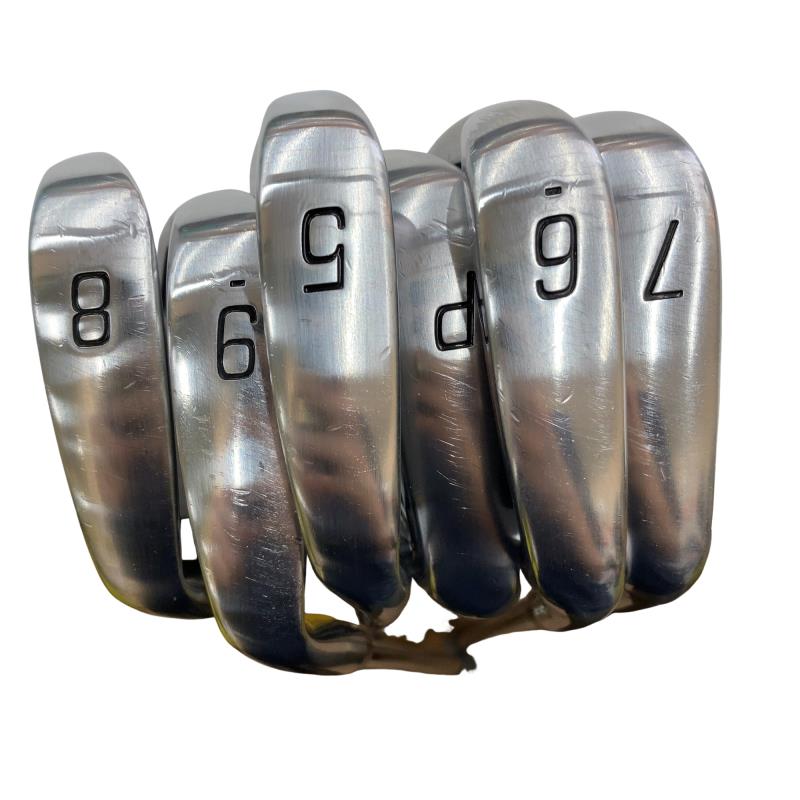 �a�q�h�c�f�d�r�s�n�m�d�@�Q�Q�Q�b�a�{�@�U�r�i���{���F�U�{�Z�b�g�j