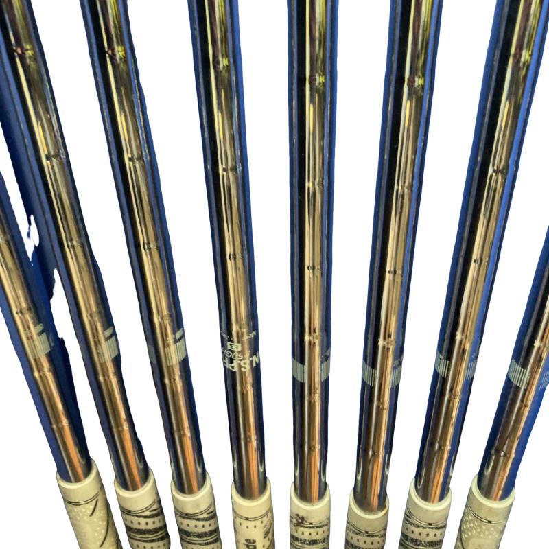 �s���������������@�u�f�R�@�W�r�i���{���F�W�{�Z�b�g�j