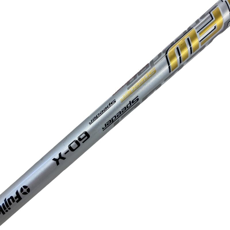 �q�������q���@�q�����@�u�@�u�Q�@�e�v�@�T�v