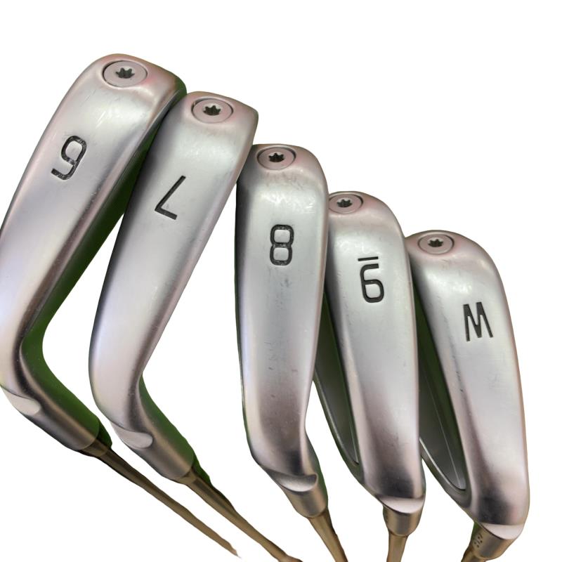 ���Q�R�O�@�U�r�i���{���F�T�{�Z�b�g�j