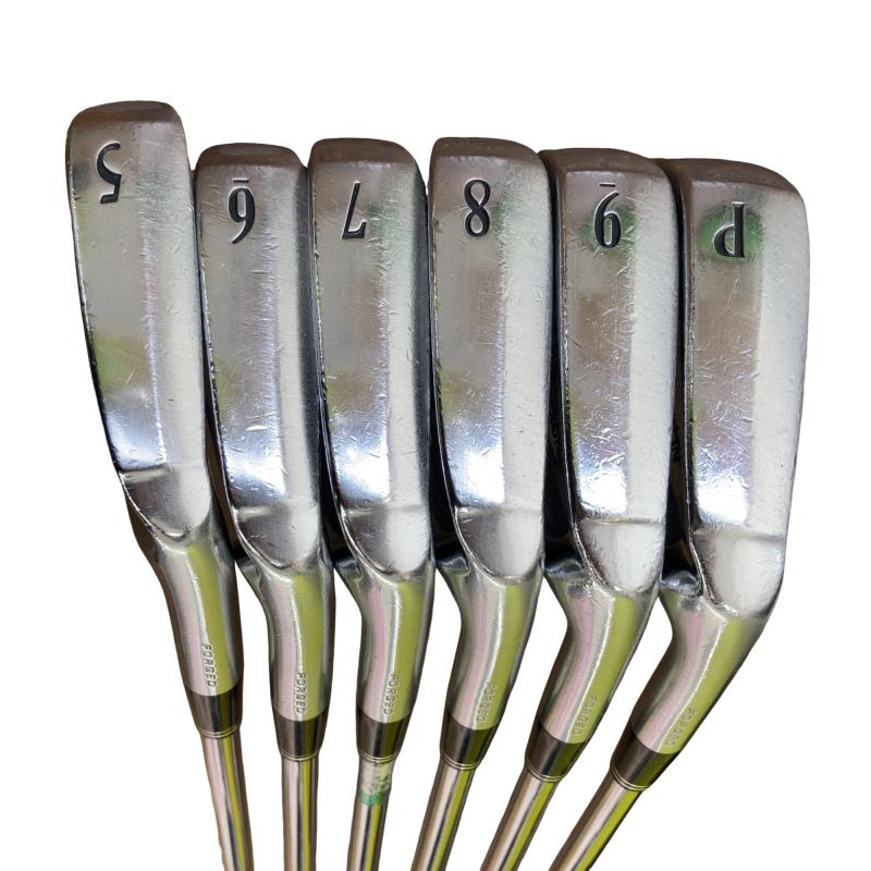 �r�q�h�w�n�m�@�y�V�S�T�@�@�U�r�i���{���F�U�{�Z�b�g�j