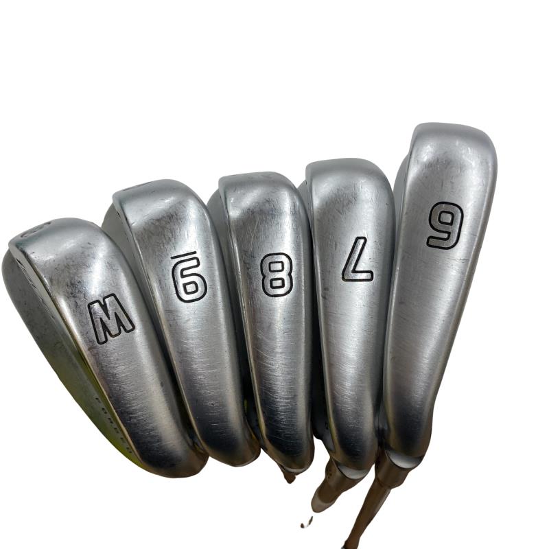 ���T�O�O�@�T�r�i���{���F�T�{�Z�b�g�j