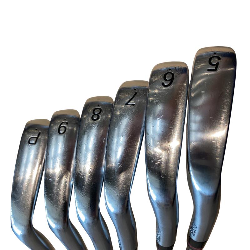 �q�r�@�e�n�q�f�d�c�i�Q�O�P�W�j�@�U�r�i���{���F�U�{�Z�b�g�j