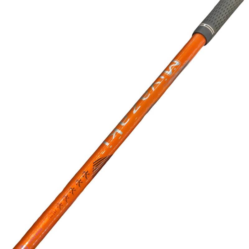 �r�q�h�w�n�m�@�y�@�e�U�T�@�R�v