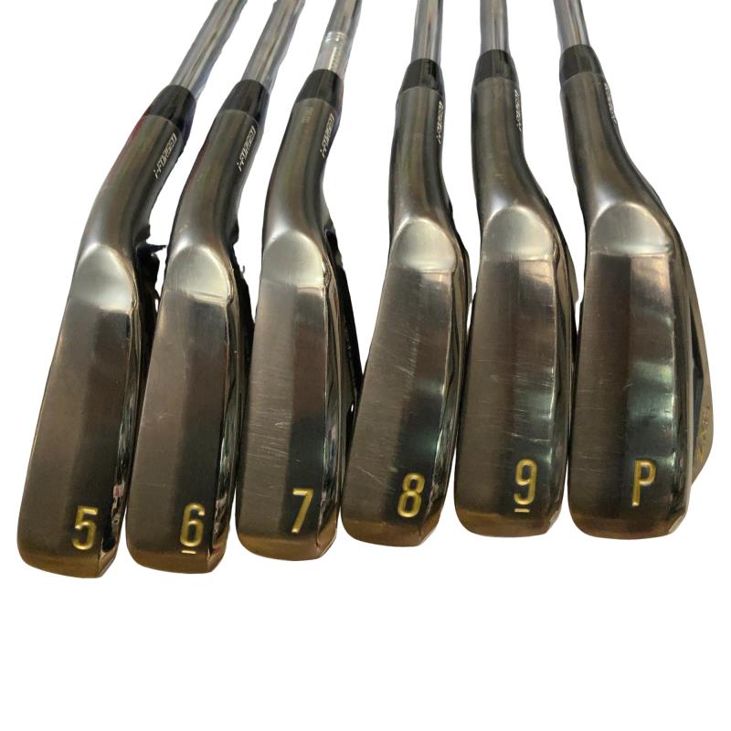 �r�q�h�w�n�m�@�y�w���T�@�u���b�N�@�U�r�i���{���F�U�{�Z�b�g�j