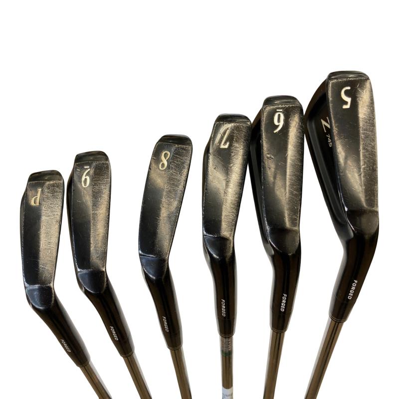 �r�q�h�w�n�m�@�y�V�S�T�@�u���b�N�@�@�U�r�i���{���F�U�{�Z�b�g�j