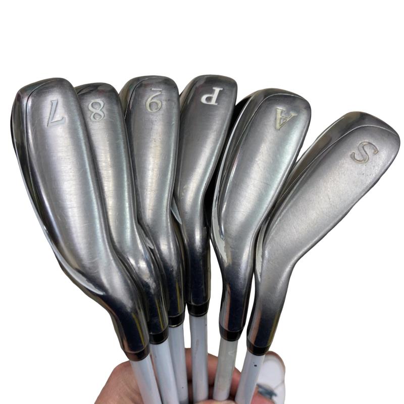 �����������@�V�r�@���f�B�[�X�i���{���F�U�{�Z�b�g�j