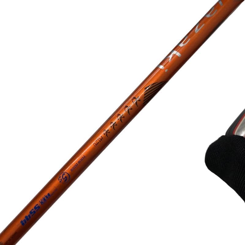 �r�q�h�w�n�m�@�y�@�e�U�T�@�R�v