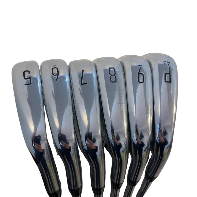 �s���������������@�s�Q�O�O�i�Q�O�Q�R�j�@�U�r�i���{���F�U�{�Z�b�g�j