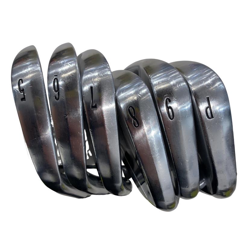 �r�q�h�w�n�m�@�y�|�e�n�q�f�d�c�@�U�r�i���{���F�U�{�Z�b�g�j