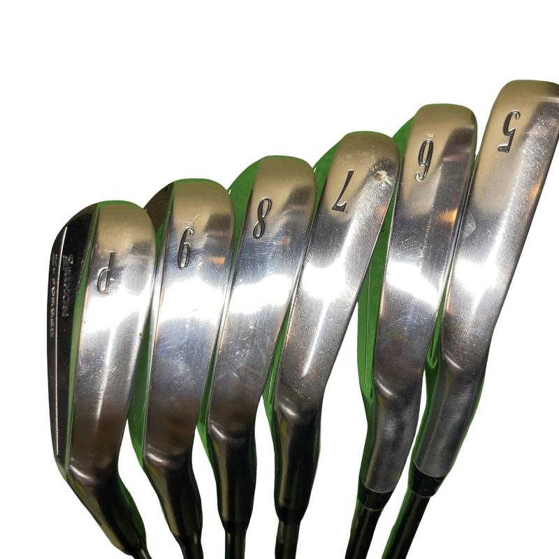 �r�q�h�w�n�m�@�y�|�e�n�q�f�d�c�@�U�r�i���{���F�U�{�Z�b�g�j