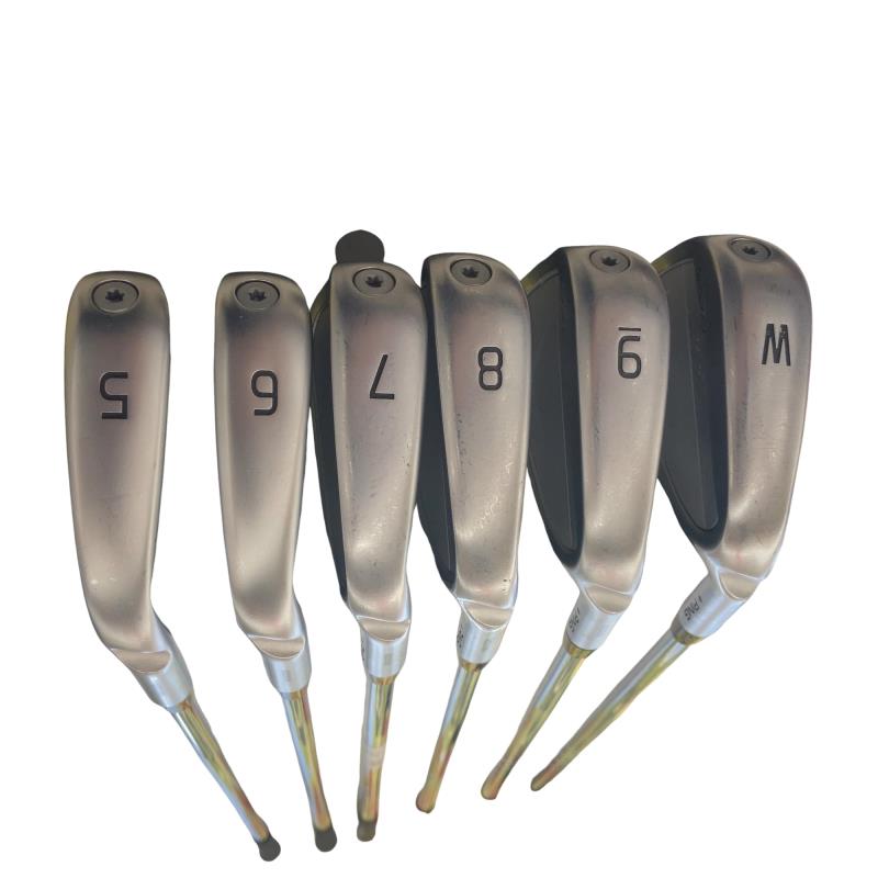 ���Q�R�O�@�U�r�i���{���F�U�{�Z�b�g�j