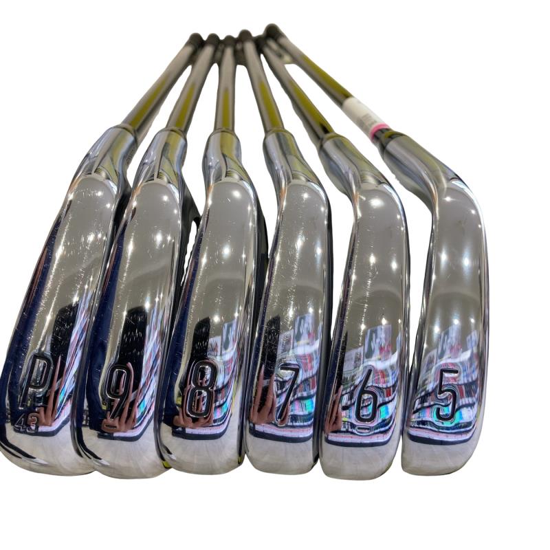 �s���������������@�s�Q�O�O�i�Q�O�Q�R�j�@�U�r�i���{���F�U�{�Z�b�g�j