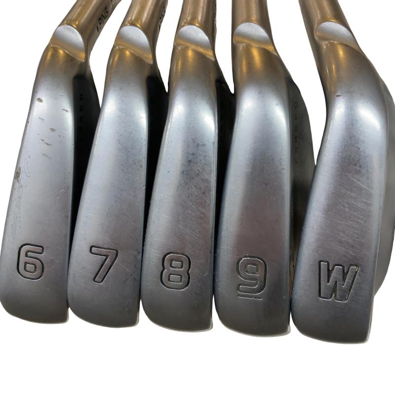 ���T�O�O�@�T�r�i���{���F�T�{�Z�b�g�j