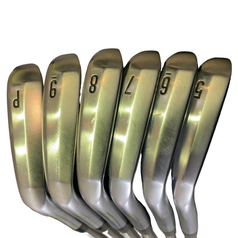 �r�q�h�w�n�m�@�y�|�e�n�q�f�d�c�@�h�h�@�U�r�i���{���F�U�{�Z�b�g�j