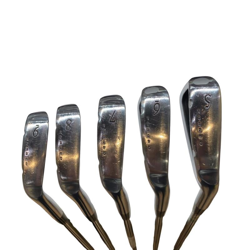 �r�q�h�w�n�m�@�y�T�Q�T�@�@�U�r�i���{���F�T�{�Z�b�g�j