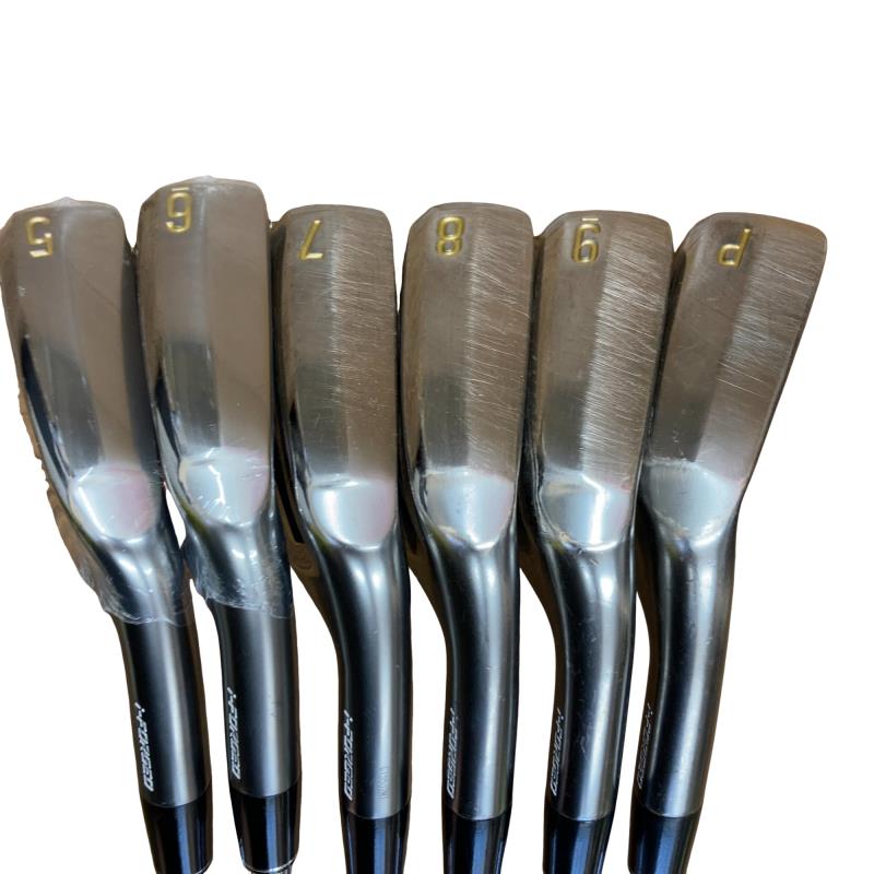 �r�q�h�w�n�m�@�y�w���T�@�u���b�N�@�U�r�i���{���F�U�{�Z�b�g�j