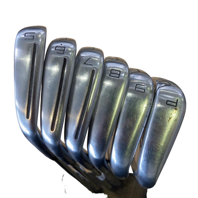 �s�����������@�l�������@�o�E�V�X�O�@�U�r�i���{���F�U�{�Z�b�g�j