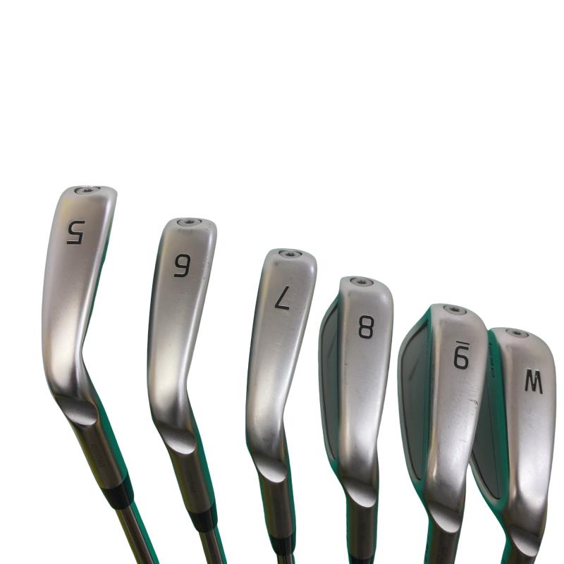 ���Q�R�O�@�U�r�i���{���F�U�{�Z�b�g�j