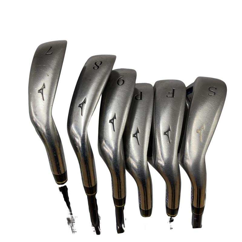 �i�o�w�@�d�T�O�O�@�s���|�e�`�b�d�@�U�r�@���f�B�[�X�i���{���F�U�{�Z�b�g�j