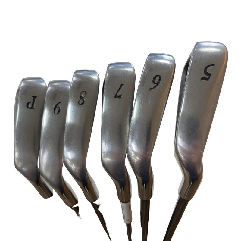 �w�w�h�n�i�Q�O�O�S�j�@�@�U�r�i���{���F�U�{�Z�b�g�j