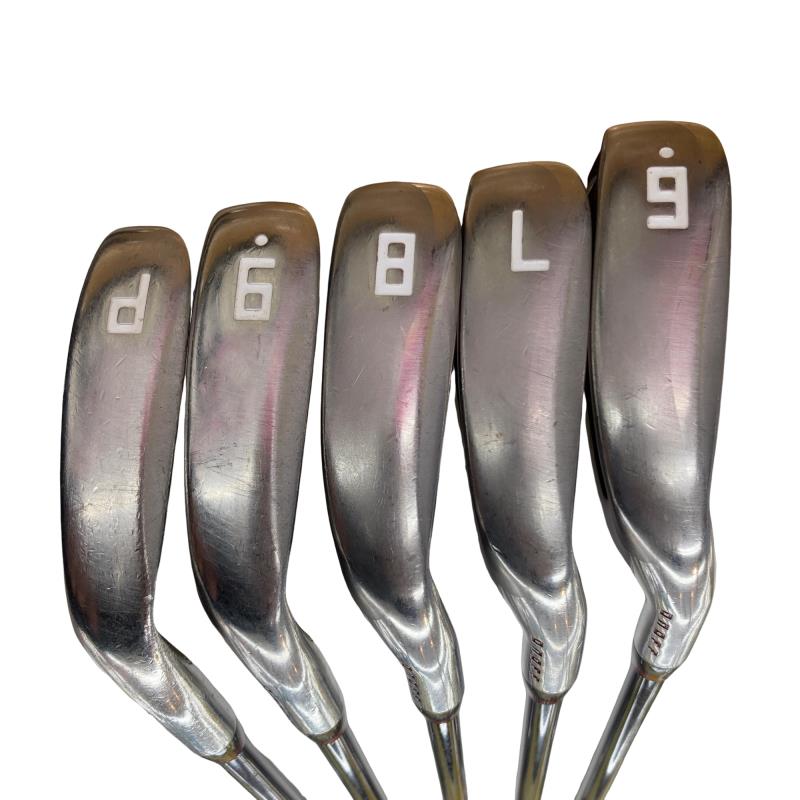 �n�m�n�e�e�i�Q�O�P�W�j�@�`�j�`�@�T�r�i���{���F�T�{�Z�b�g�j