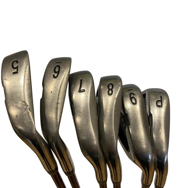 �n�m�n�e�e�i�Q�O�P�Q�j�@�U�r�i���{���F�U�{�Z�b�g�j