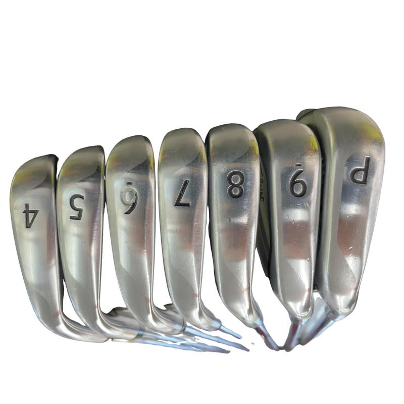 �s���������������@�u�f�R�i�Q�O�P�W�j�@�V�r�i���{���F�V�{�Z�b�g�j