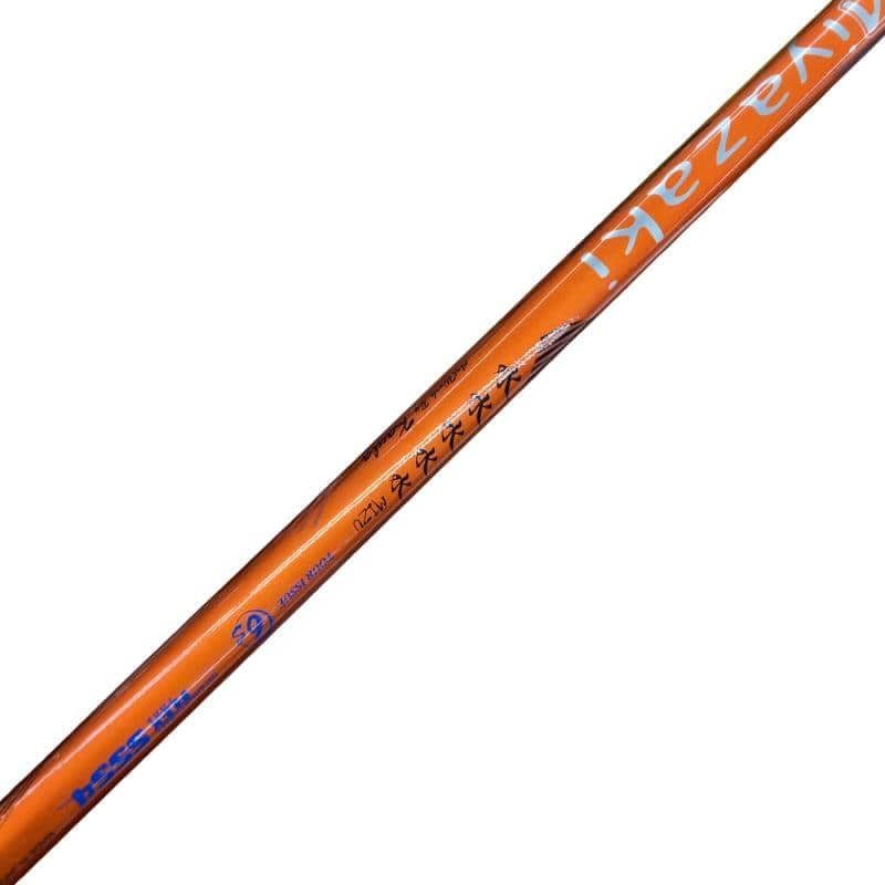 �r�q�h�w�n�m�@�y�@�e�U�T�@�R�v