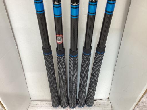 rhl@l`wEnr@@Tri{FT{Zbgj