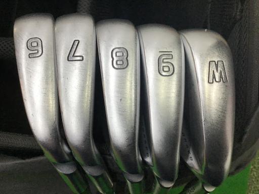 ���T�O�O�@�T�r�i���{���F�T�{�Z�b�g�j