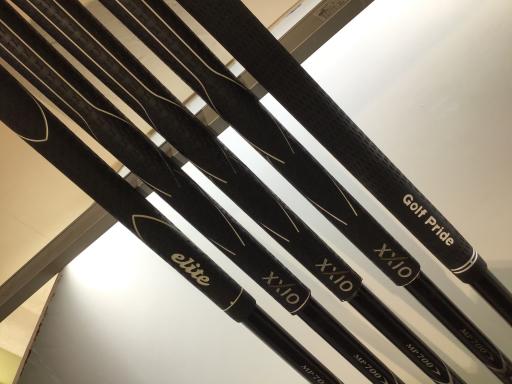 wwhniQOPQj@Tri{FT{Zbgj