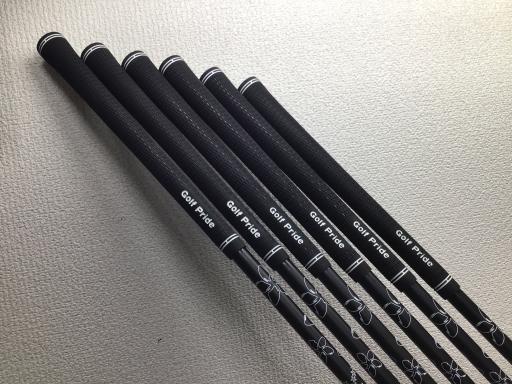 ＳＲＩＸＯＮ　ＺＸｉ５　６Ｓ