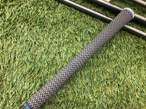 rhl@l`w@@Tri{FT{Zbgj