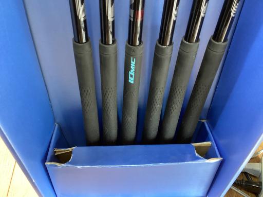 rqhwnm@yTWT@Uri{FU{Zbgj