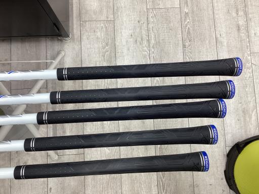 wwhniQOQQj@Tri{FT{Zbgj