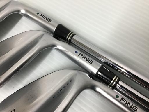 ���T�O�O�@�T�r�i���{���F�T�{�Z�b�g�j