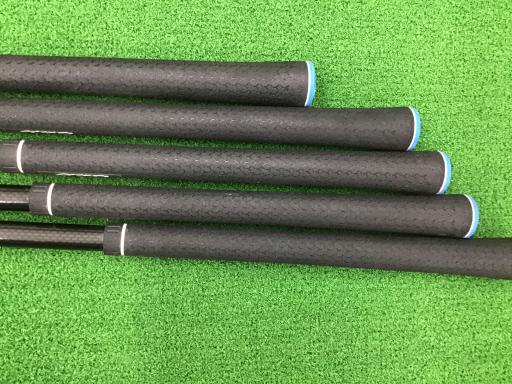 rhl@l`wEnr@@Tri{FT{Zbgj