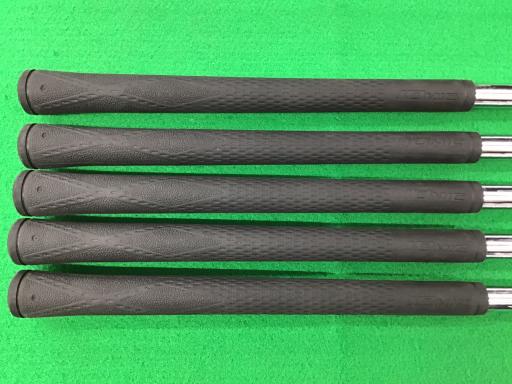 ���T�O�O�@�T�r�i���{���F�T�{�Z�b�g�j