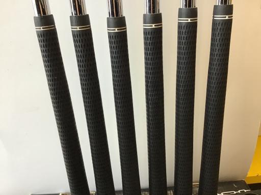 �r�q�h�w�n�m�@�y�T�W�T�@�U�r�i���{���F�U�{�Z�b�g�j